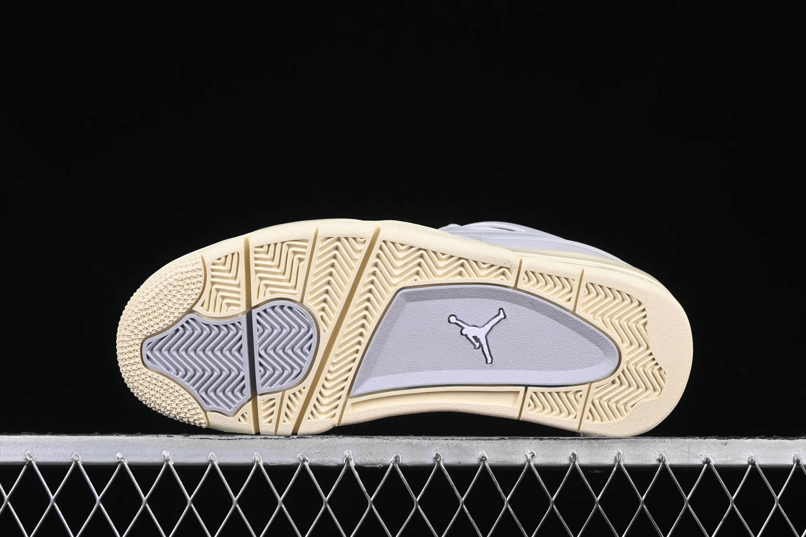 All categories Air Jordan Jordan series basketball shoes Air Jordan 4 DT version Air Jordan 4 "Remastered" AJ4 Joe 4 low-top retro basketball shoes FQ7940-001